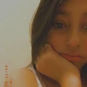 Meet your Posher, Lesli